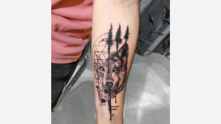 Wolf Geometric Tattoos