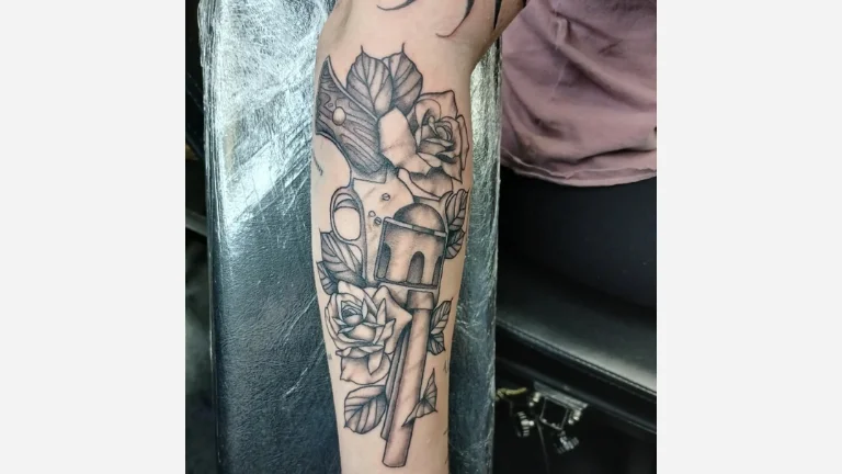 Gun and Rose